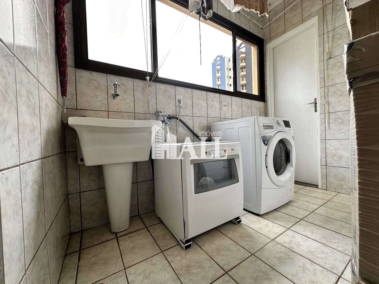 Apartamento à venda com 3 quartos, 95m² - Foto 13