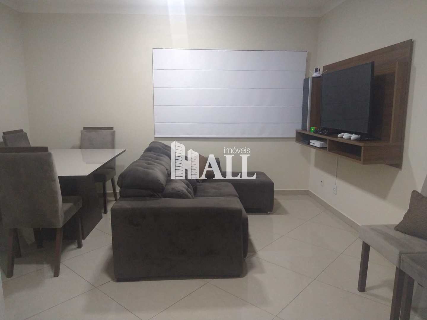 Apartamento à venda com 2 quartos, 80m² - Foto 1