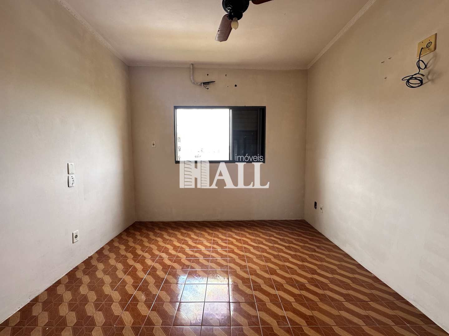 Apartamento à venda com 3 quartos, 119m² - Foto 1