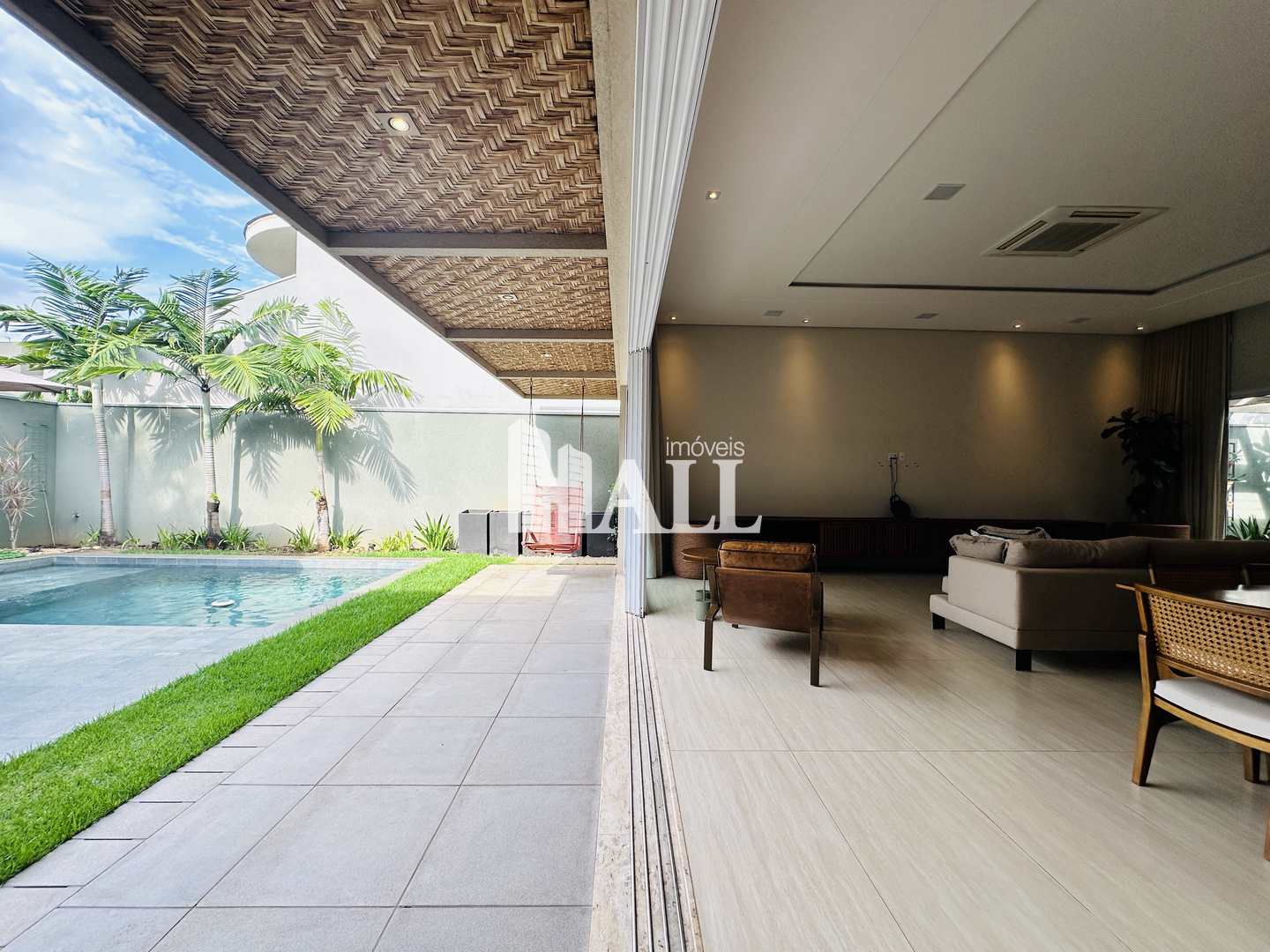 Casa de Condomínio à venda com 5 quartos, 425m² - Foto 33