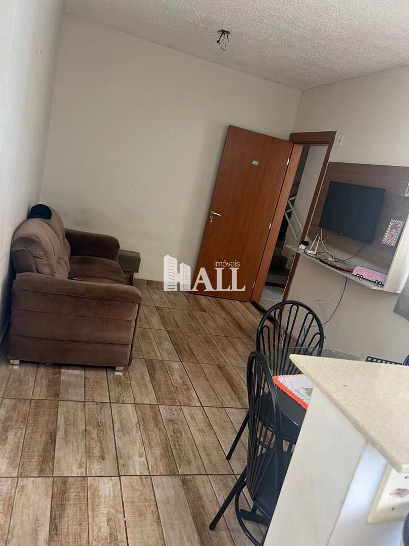 Apartamento à venda com 2 quartos, 45m² - Foto 1