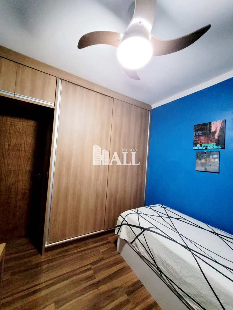 Casa à venda com 3 quartos, 250m² - Foto 18