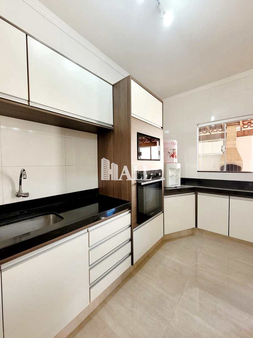 Casa à venda com 3 quartos, 250m² - Foto 43