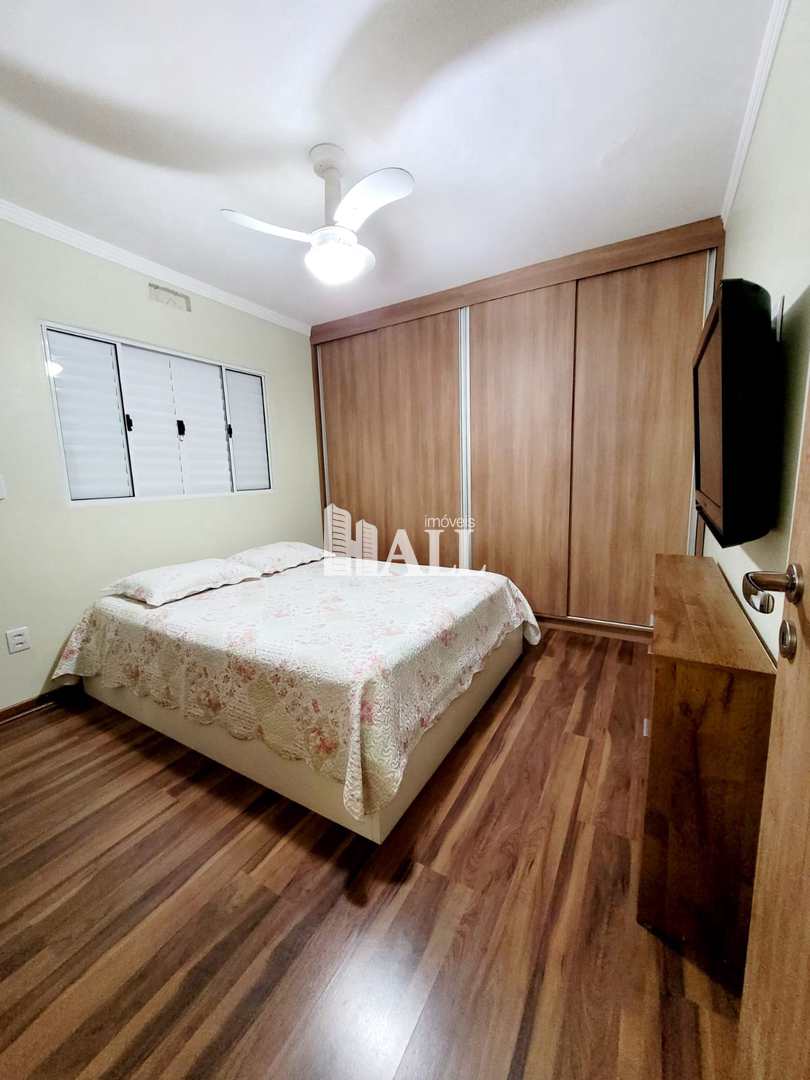 Casa à venda com 3 quartos, 250m² - Foto 38