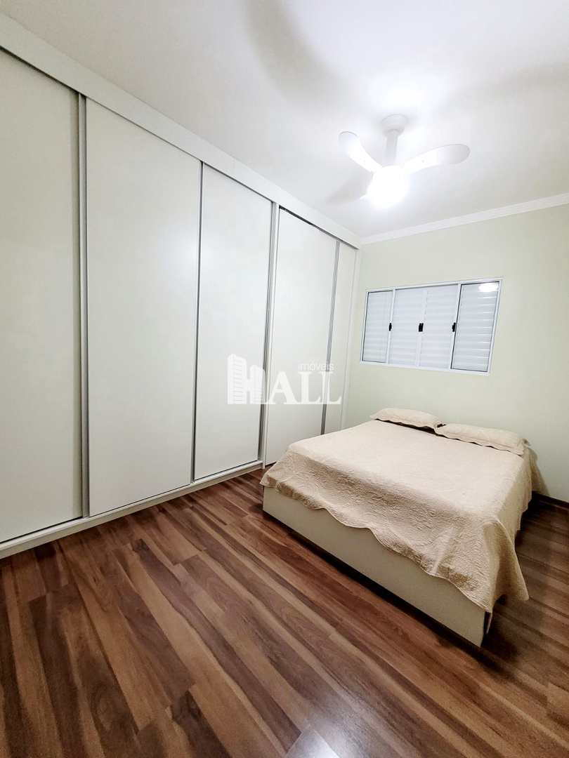 Casa à venda com 3 quartos, 250m² - Foto 28