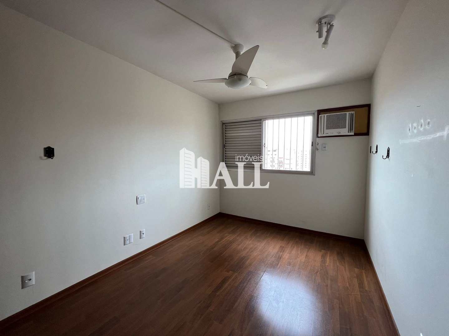 Apartamento à venda com 3 quartos, 139m² - Foto 8