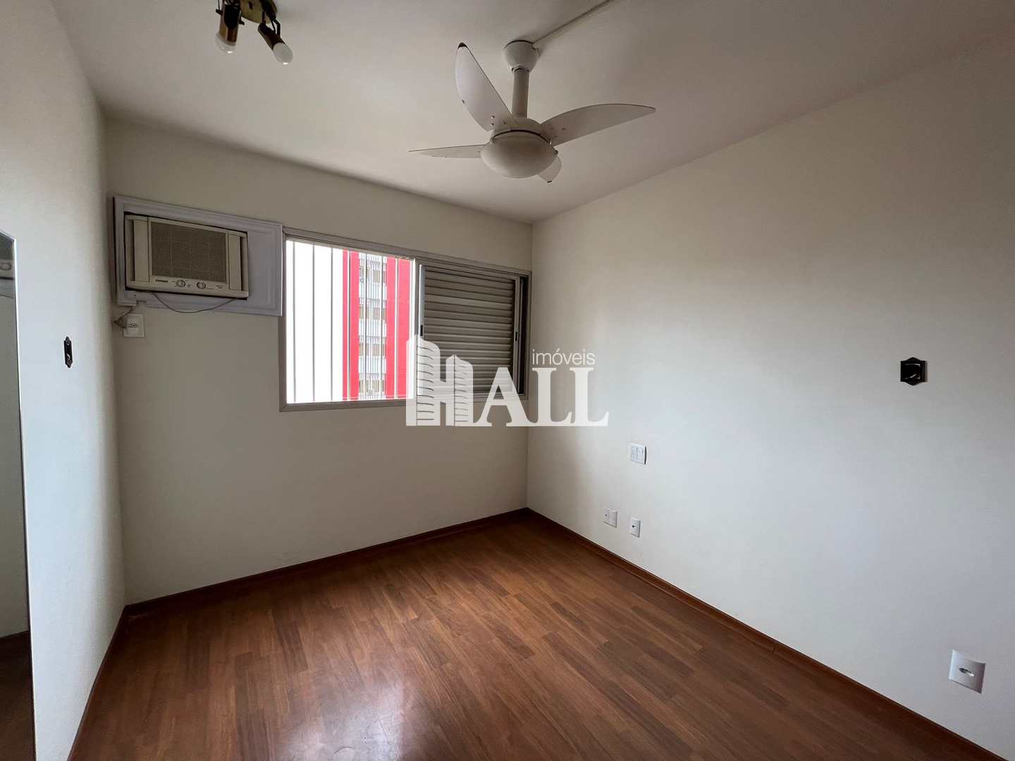 Apartamento à venda com 3 quartos, 139m² - Foto 11