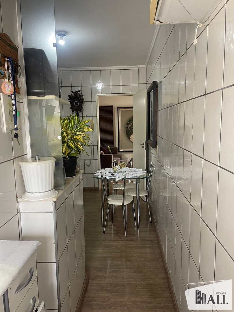 Apartamento à venda com 2 quartos, 58m² - Foto 14