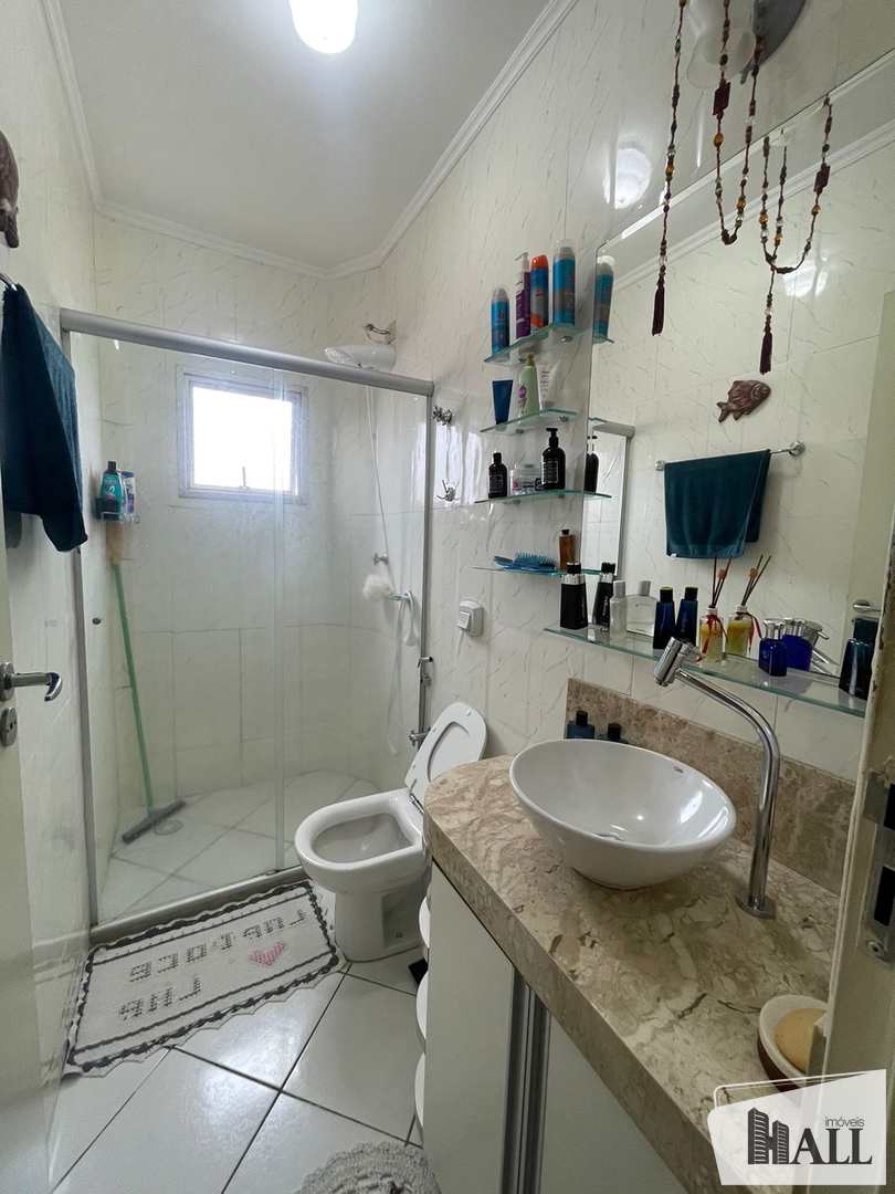 Apartamento à venda com 2 quartos, 58m² - Foto 17