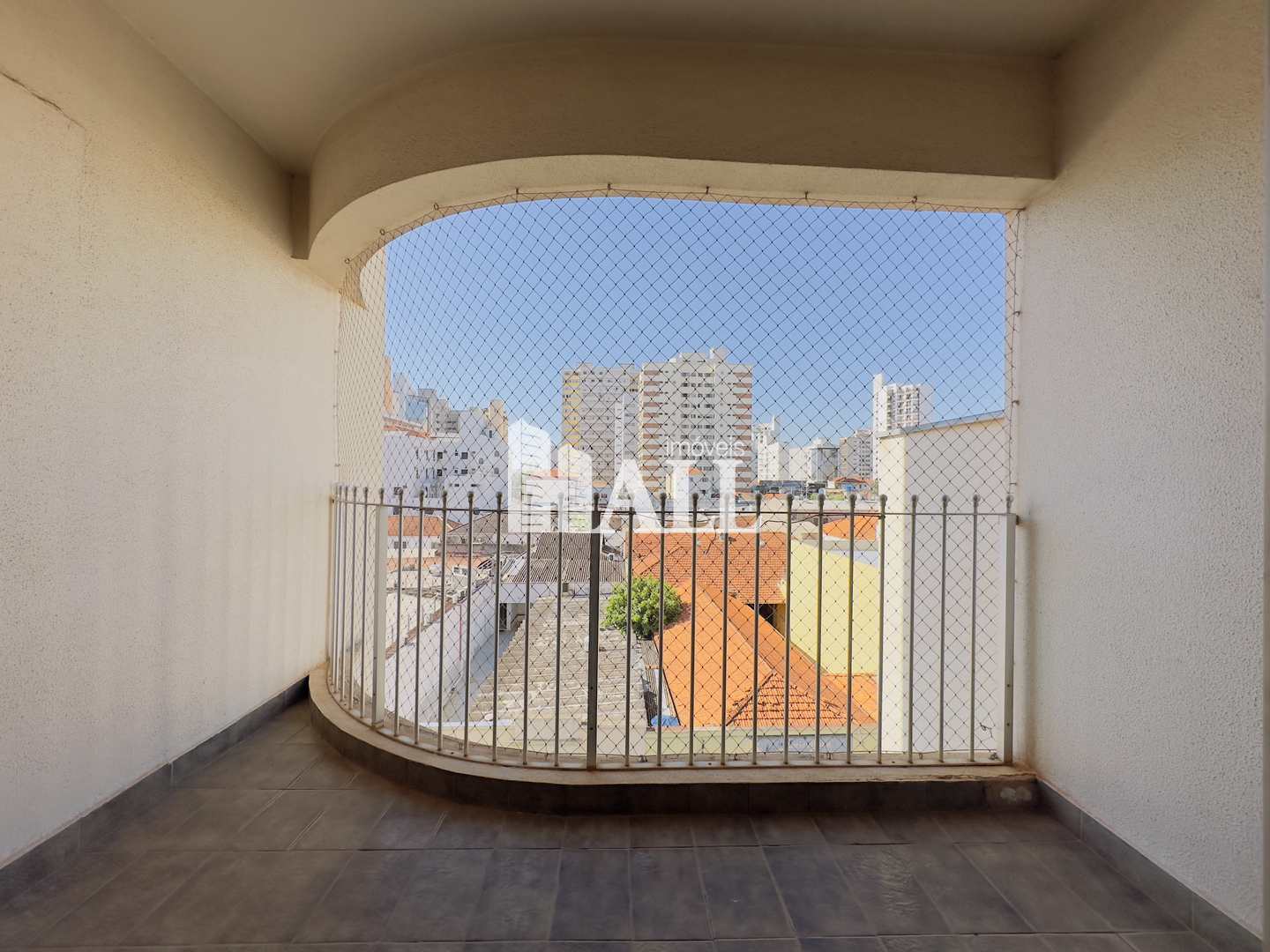 Apartamento à venda com 3 quartos, 138m² - Foto 4