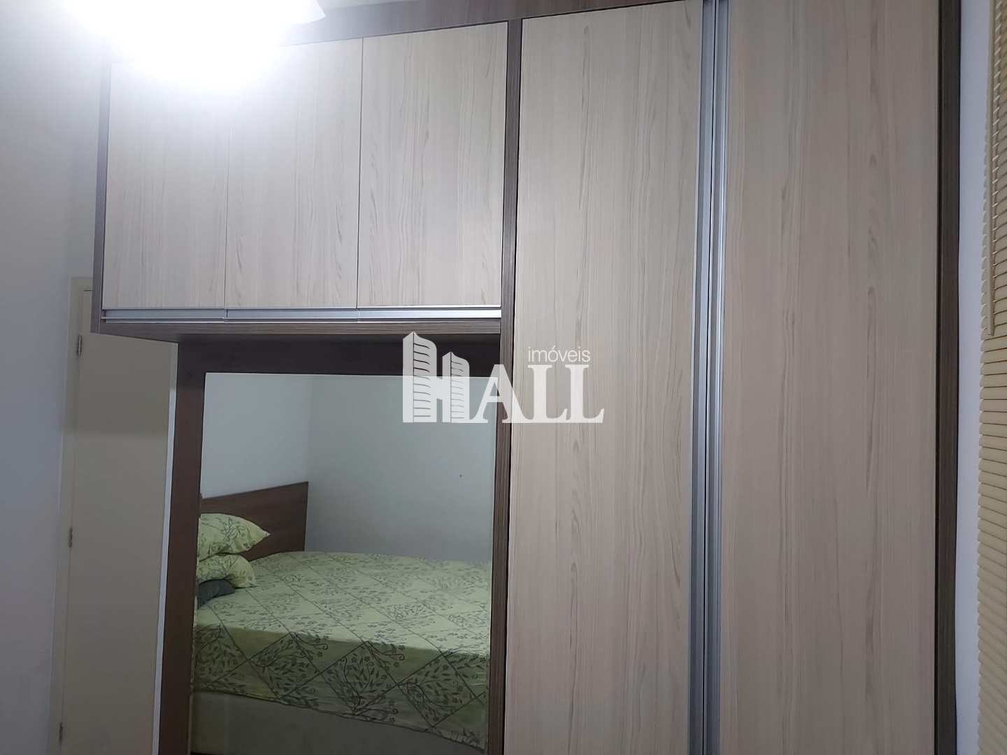 Apartamento à venda com 2 quartos, 70m² - Foto 12