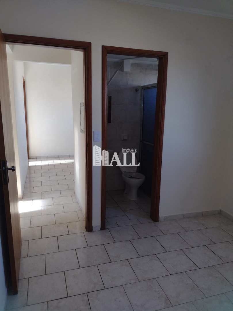 Apartamento à venda com 2 quartos, 68m² - Foto 4