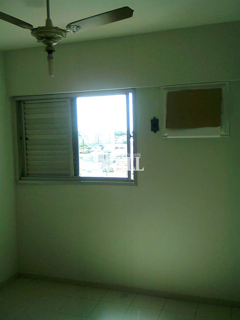 Apartamento à venda com 1 quarto, 55m² - Foto 4