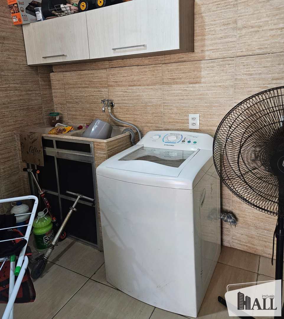 Casa à venda com 2 quartos, 100m² - Foto 14