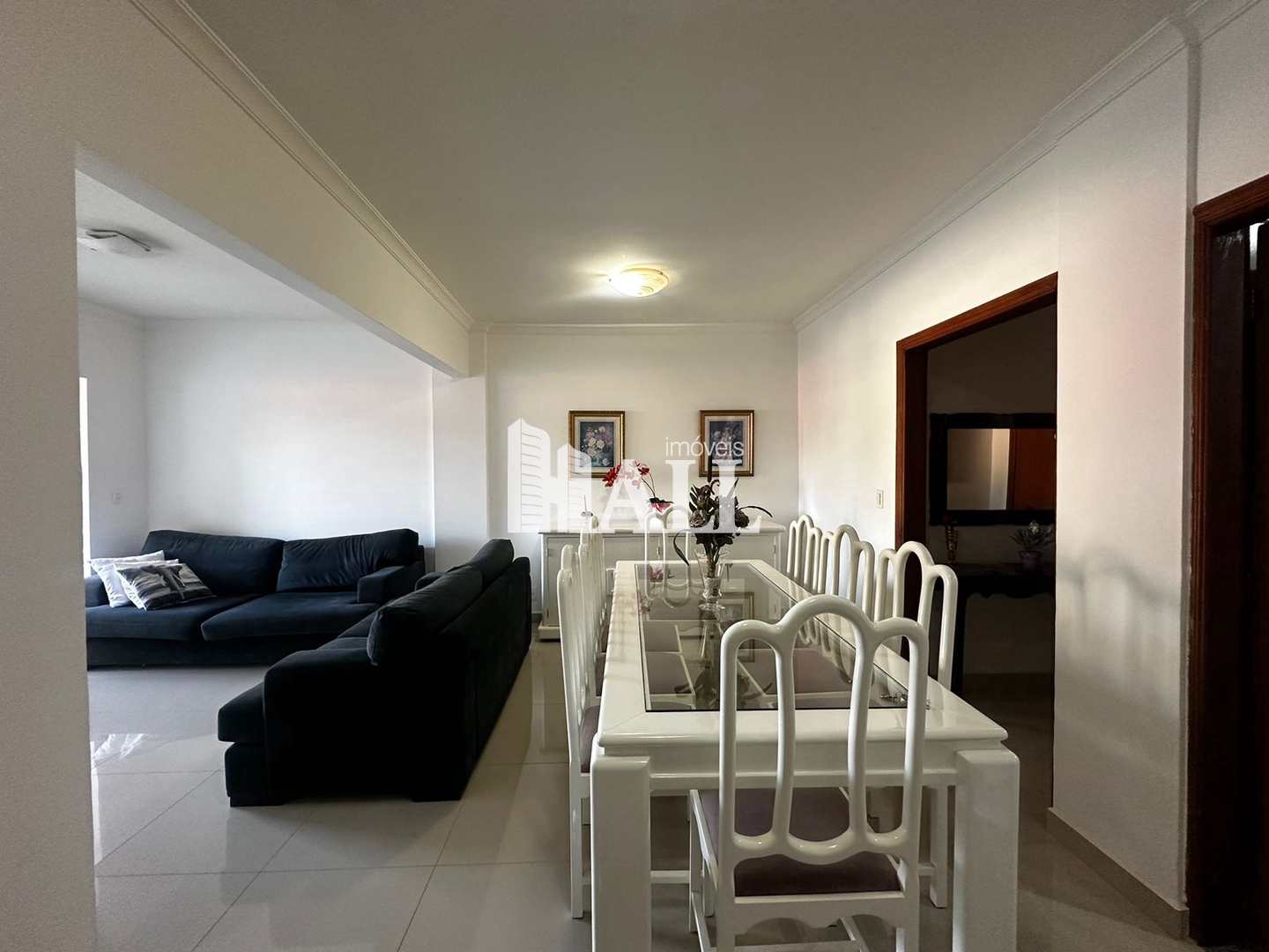 Apartamento à venda com 3 quartos, 123m² - Foto 4