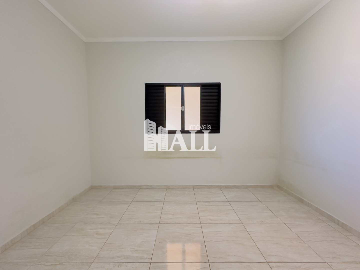 Casa à venda com 2 quartos, 170m² - Foto 4