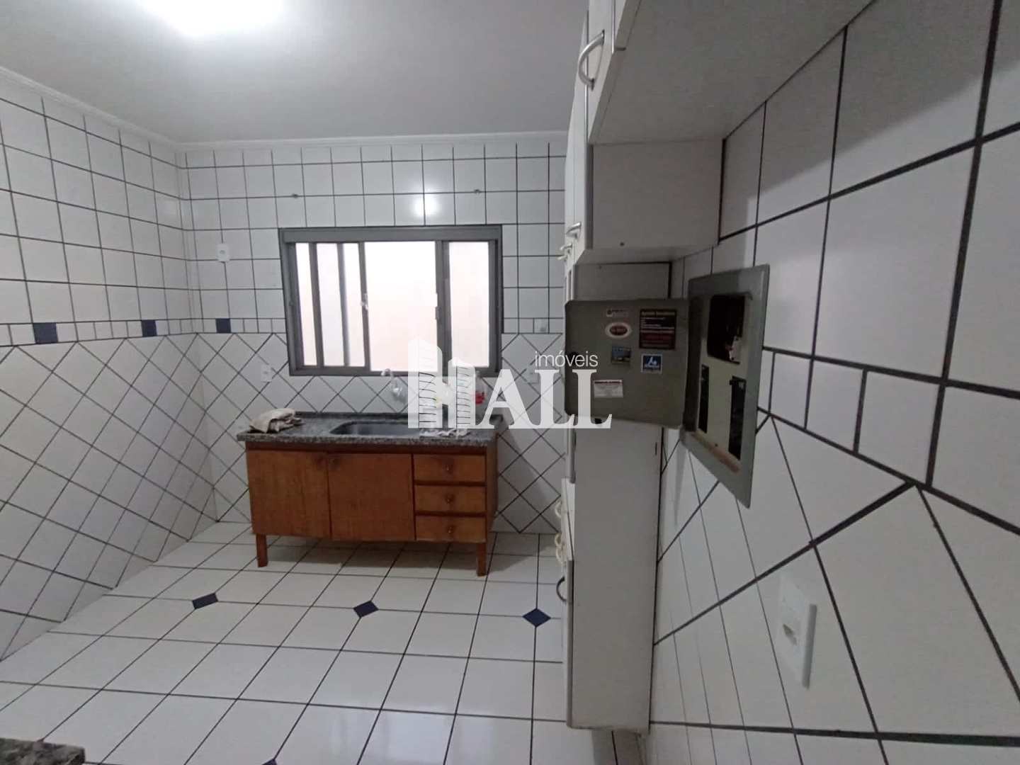 Apartamento à venda com 2 quartos, 74m² - Foto 1