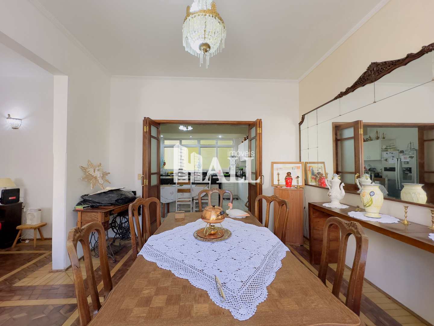 Apartamento à venda com 4 quartos, 275m² - Foto 4