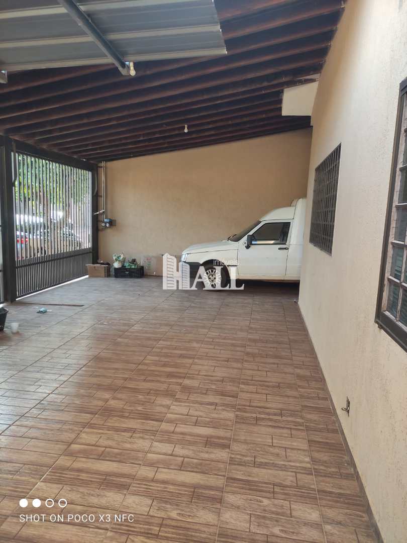 Casa à venda com 4 quartos, 230m² - Foto 19