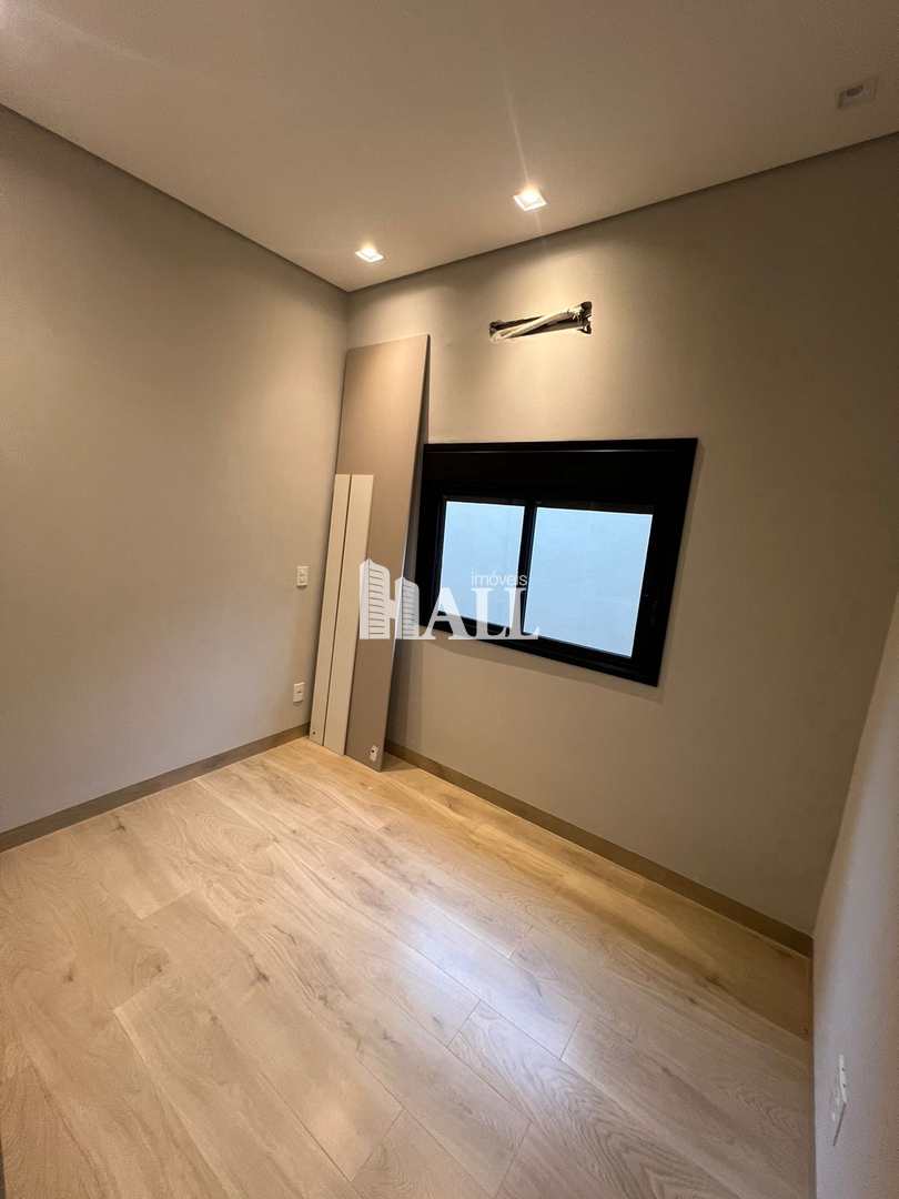 Casa de Condomínio à venda com 3 quartos, 215m² - Foto 18