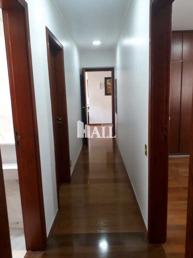 Apartamento à venda com 3 quartos, 140m² - Foto 3