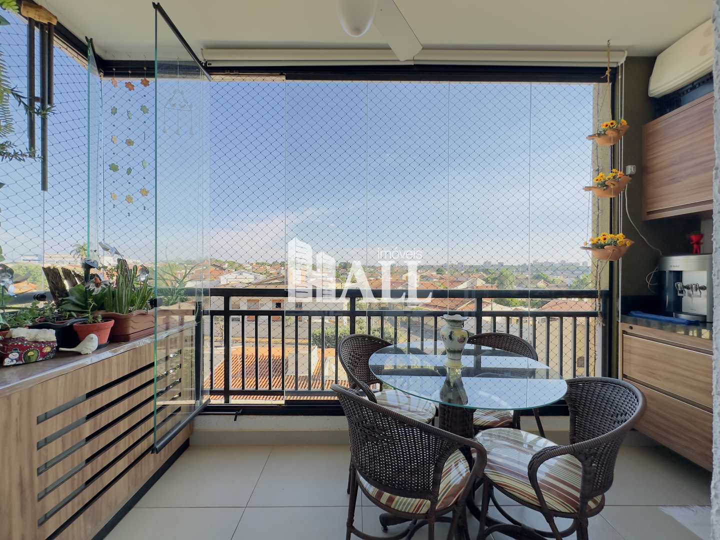 Apartamento à venda com 3 quartos, 77m² - Foto 1