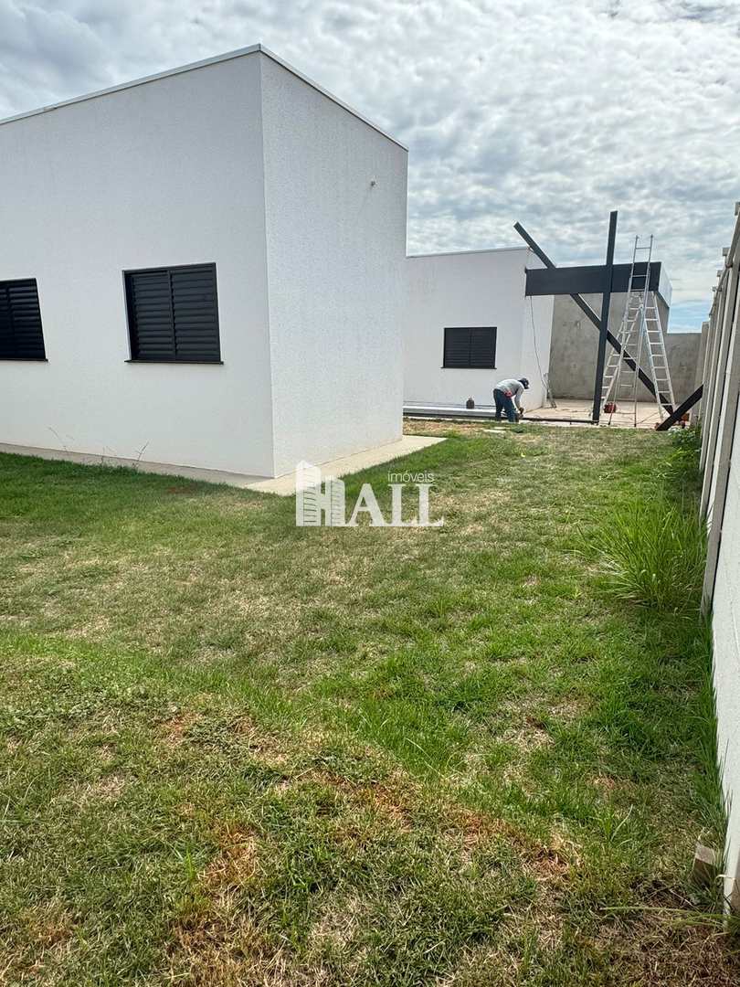 Casa de Condomínio à venda com 3 quartos, 200m² - Foto 17