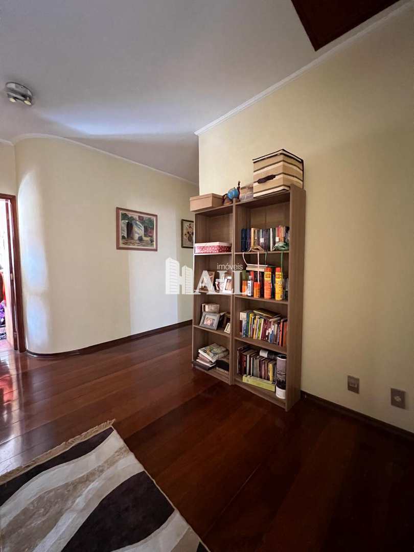 Casa à venda com 4 quartos, 248m² - Foto 6