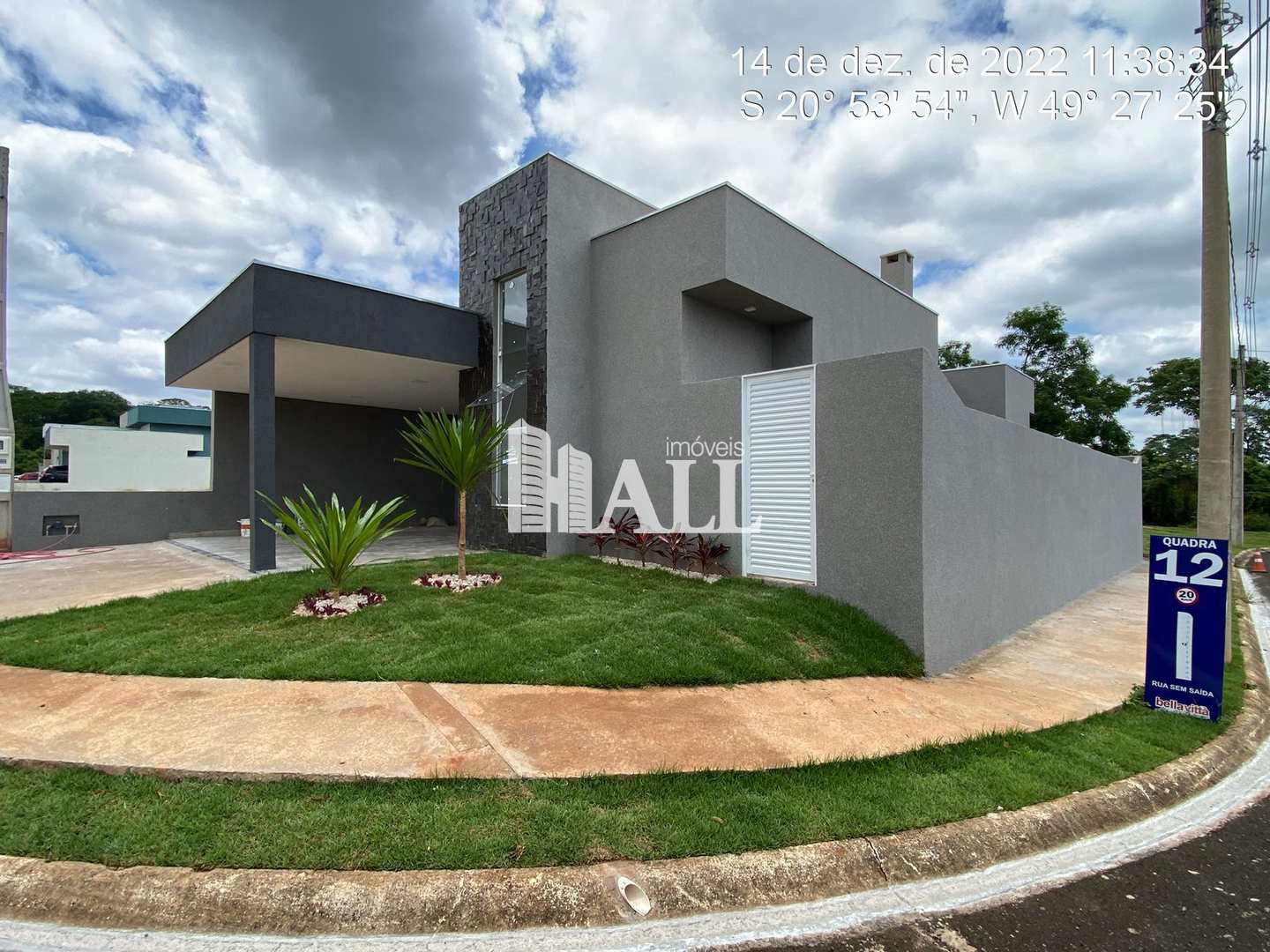 Casa de Condomínio à venda com 2 quartos, 141m² - Foto 1