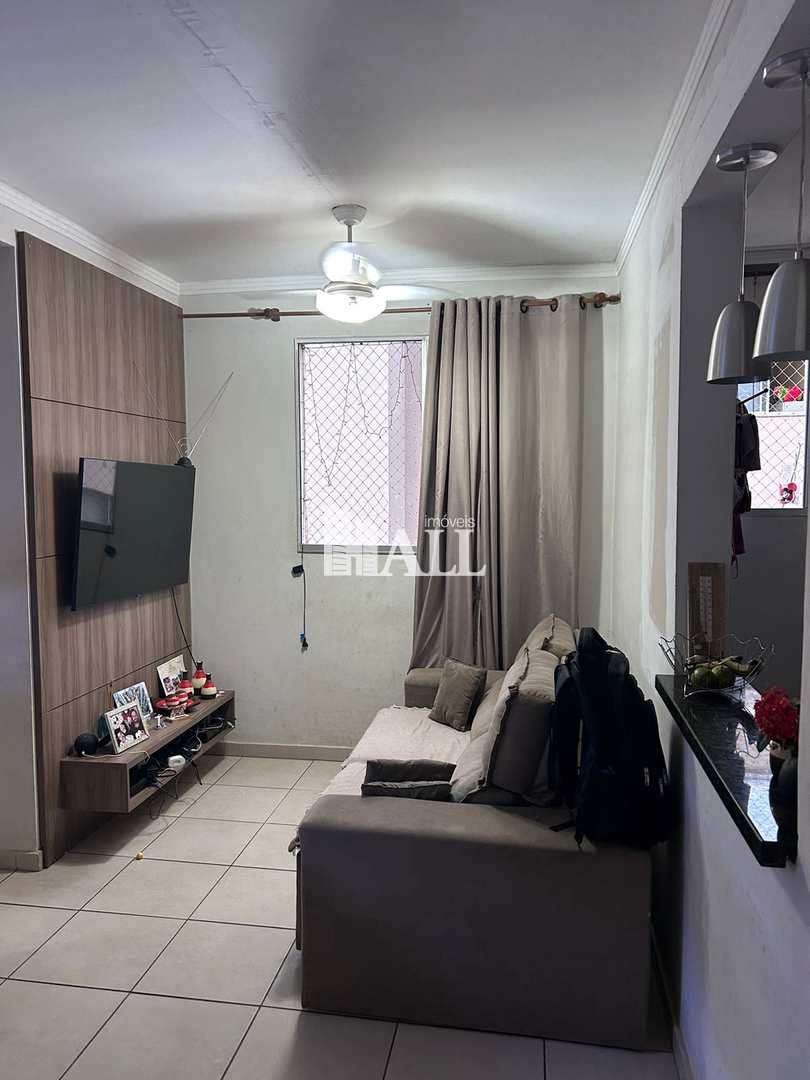 Apartamento à venda com 2 quartos, 50m² - Foto 2