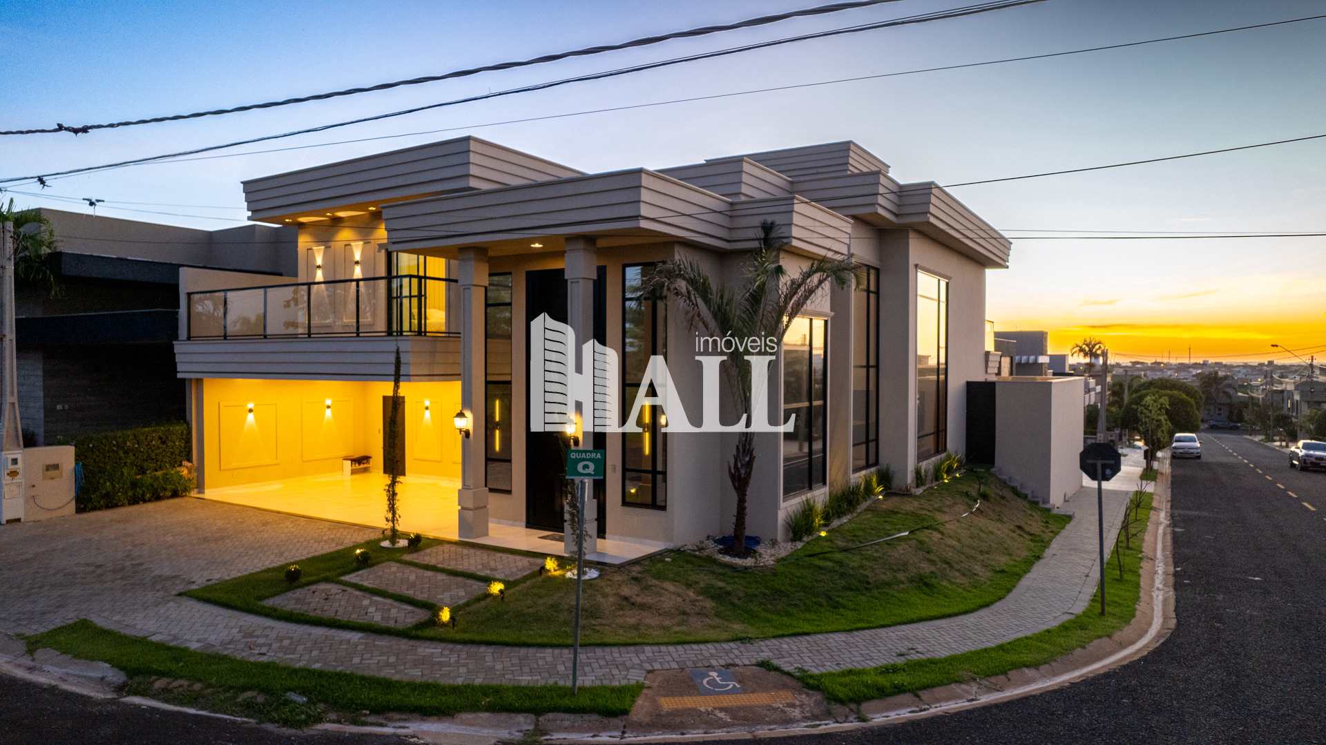 Casa de Condomínio à venda com 4 quartos, 477m² - Foto 1