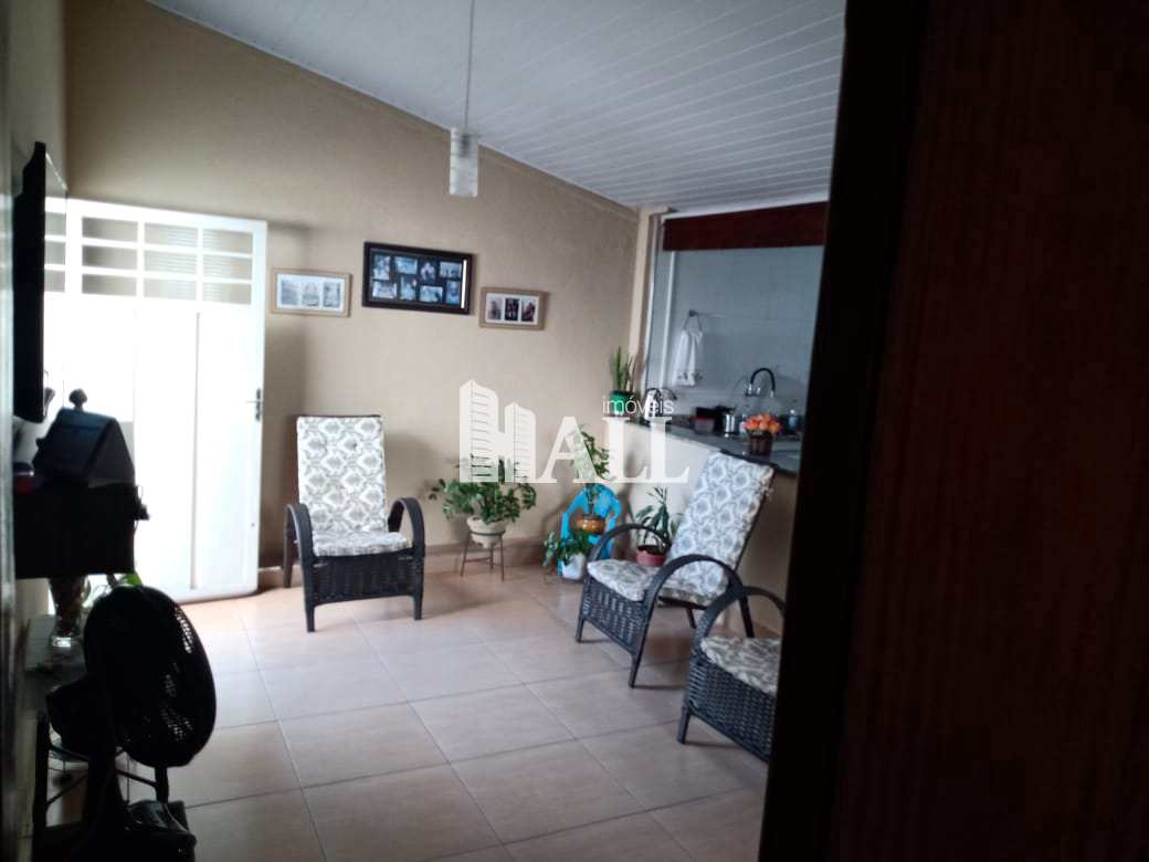 Casa à venda com 2 quartos, 150m² - Foto 8