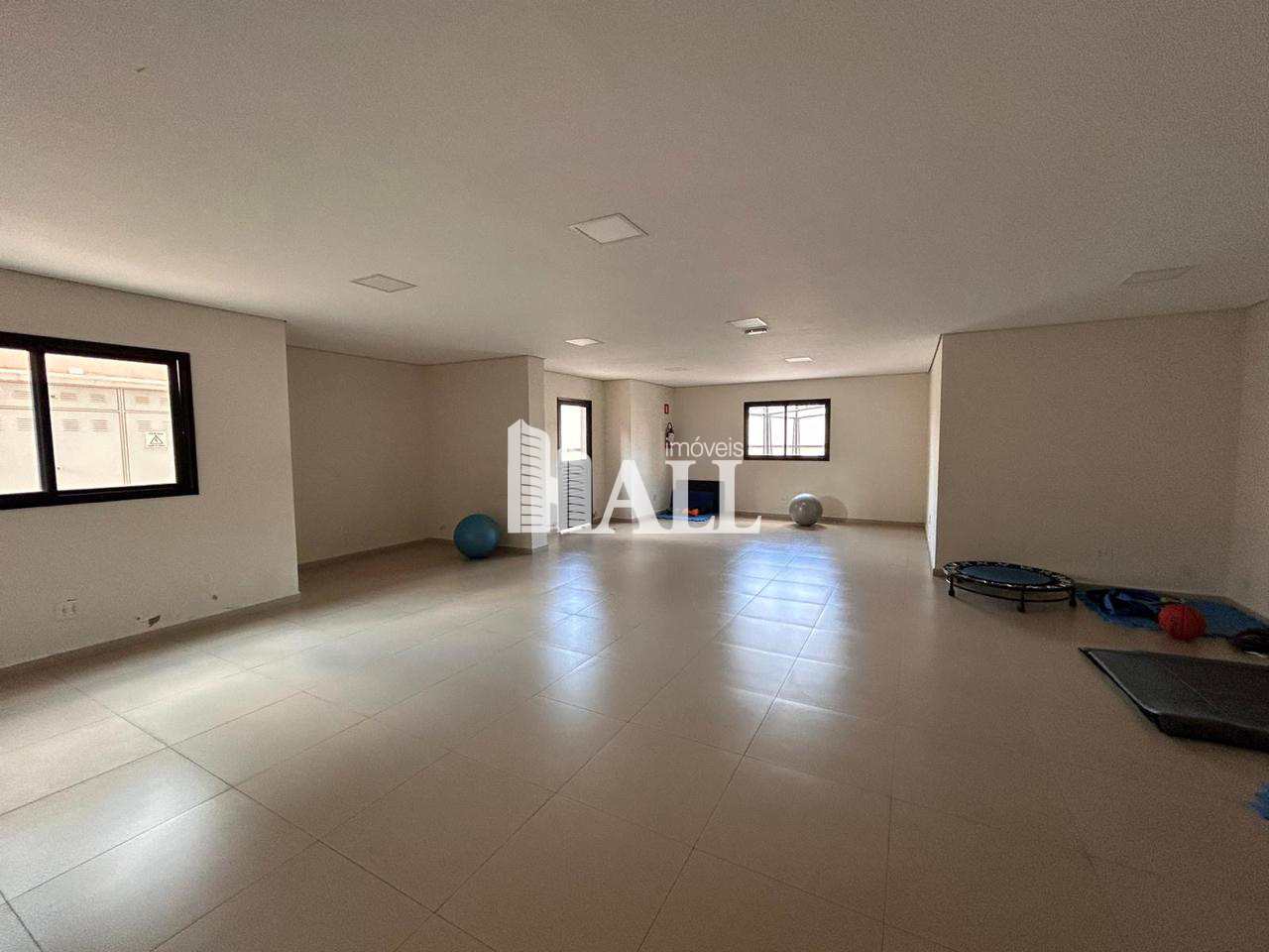 Apartamento à venda com 3 quartos, 82m² - Foto 17