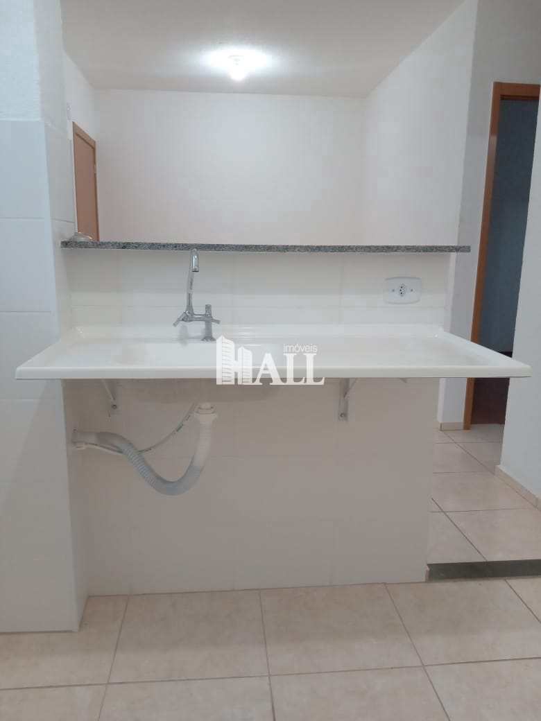 Apartamento à venda com 2 quartos, 44m² - Foto 3