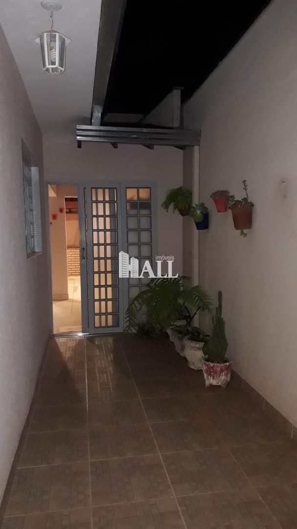 Casa à venda com 3 quartos, 150m² - Foto 3