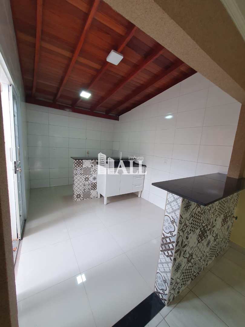 Casa de Condomínio à venda com 2 quartos, 70m² - Foto 4