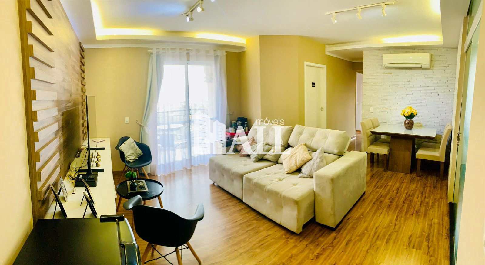 Apartamento à venda com 3 quartos, 82m² - Foto 1