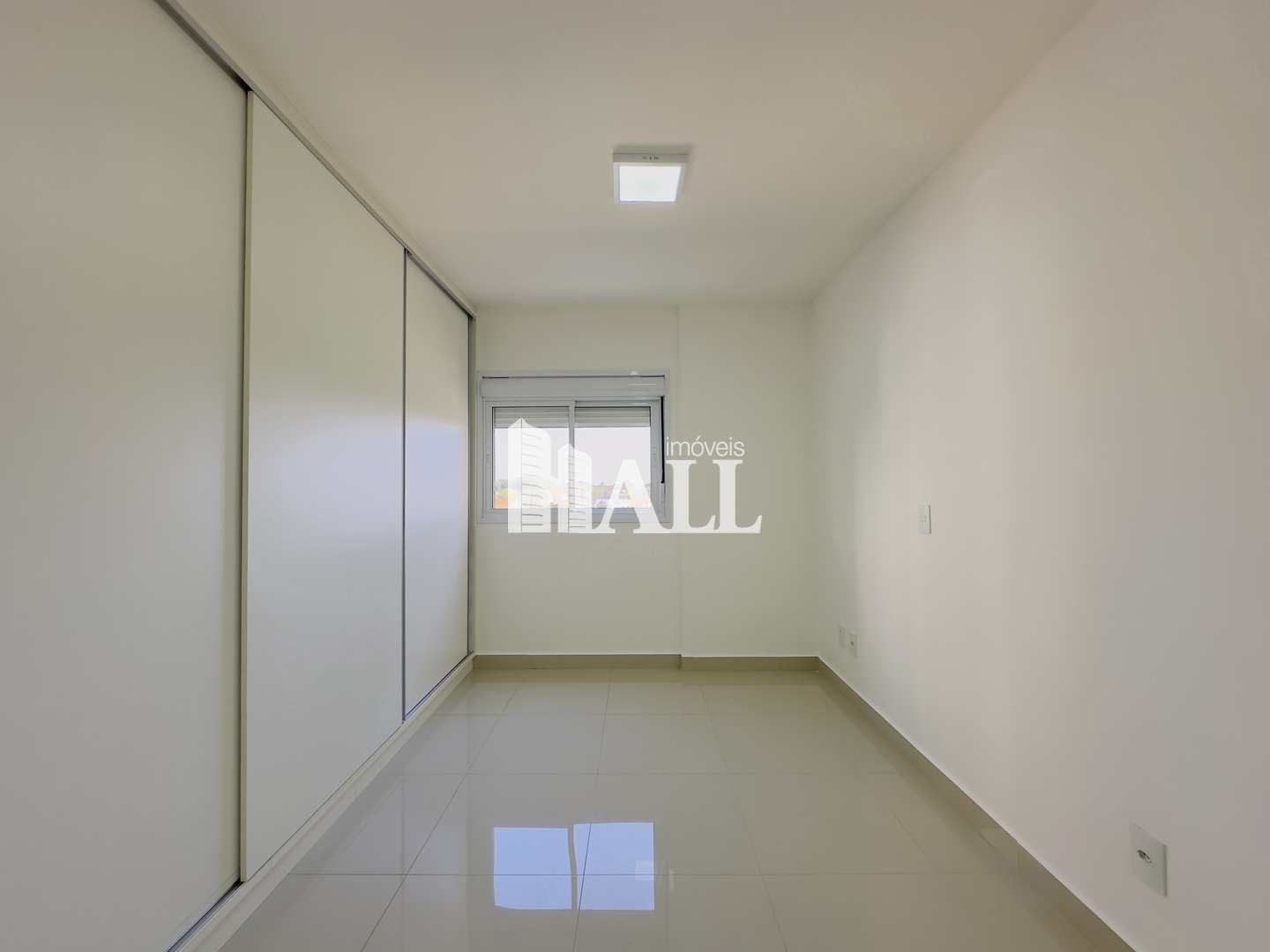 Apartamento à venda com 2 quartos, 71m² - Foto 4