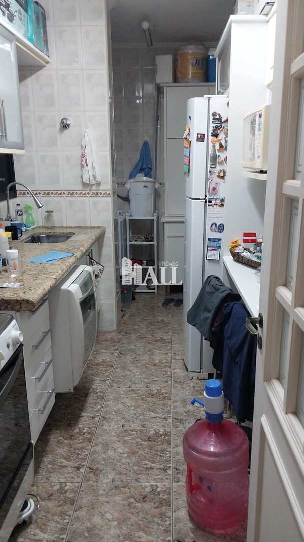 Apartamento à venda com 3 quartos, 80m² - Foto 4