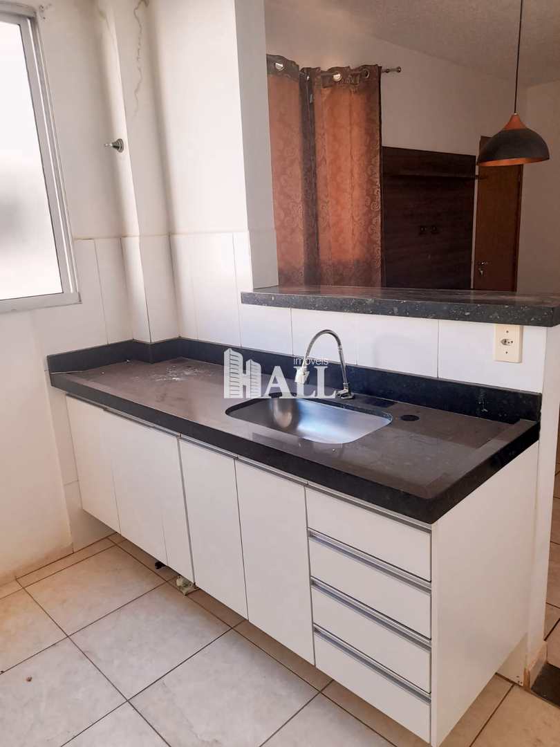 Apartamento à venda com 2 quartos, 50m² - Foto 2