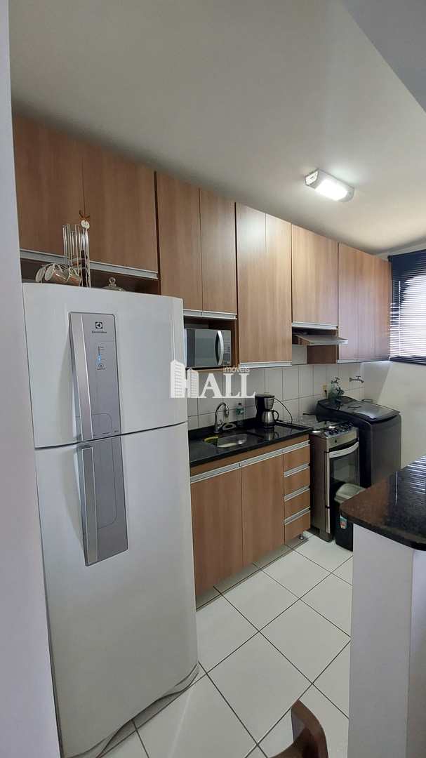 Apartamento à venda com 2 quartos, 45m² - Foto 9