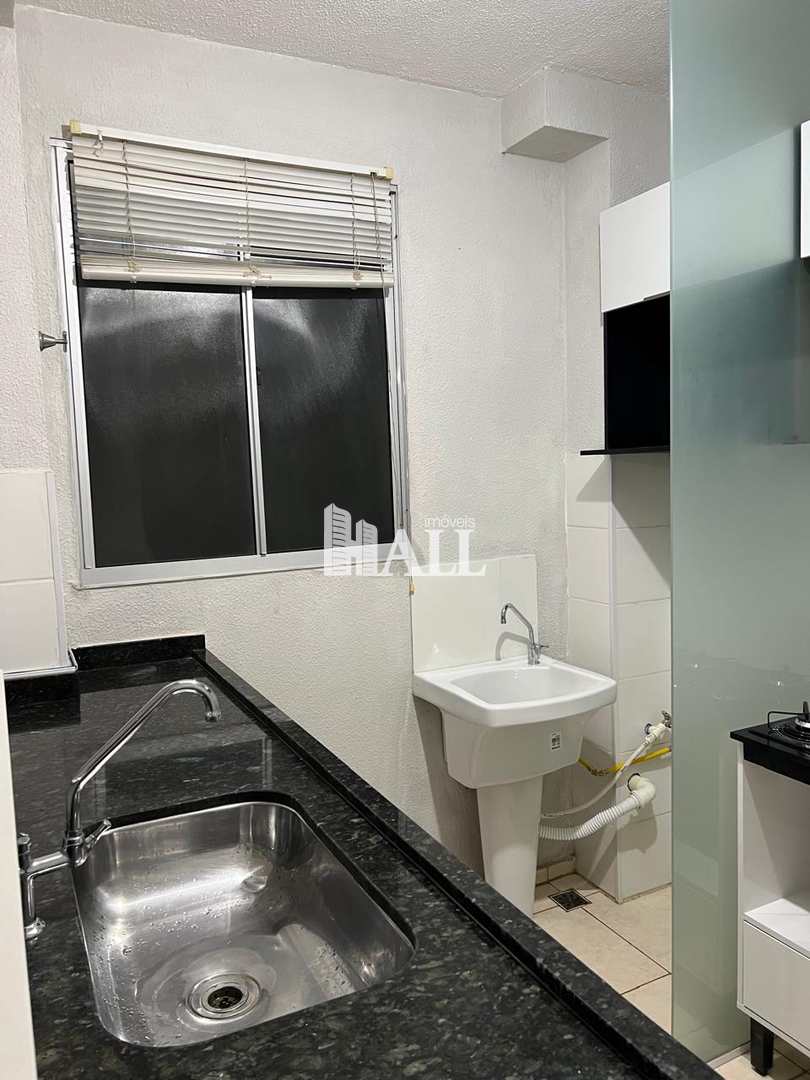 Apartamento à venda com 2 quartos, 42m² - Foto 4