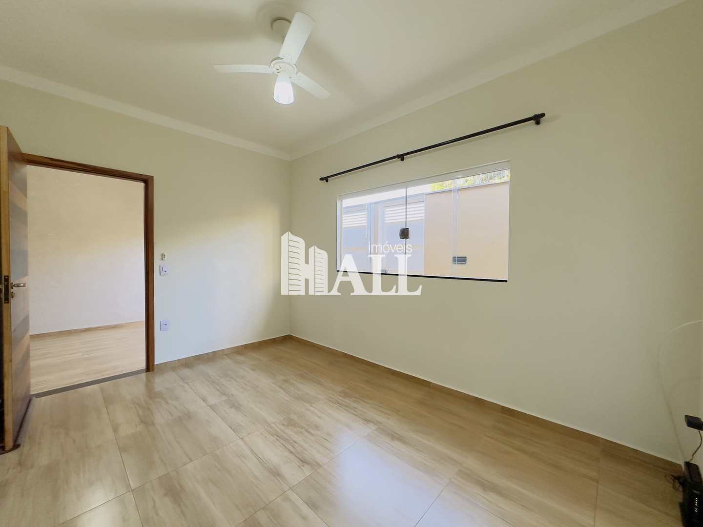 Casa à venda com 2 quartos, 71m² - Foto 6