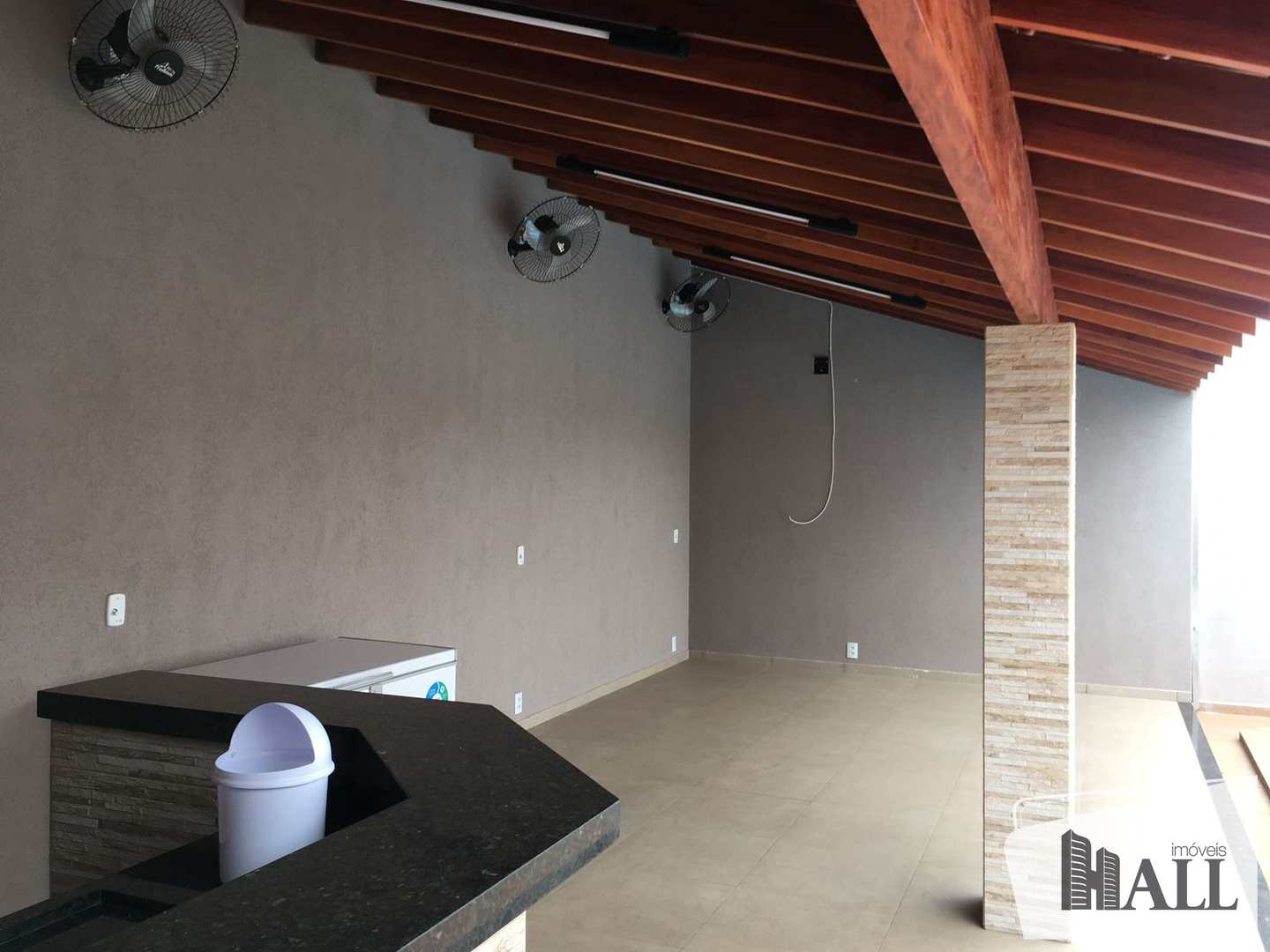 Casa à venda com 2 quartos, 200m² - Foto 9