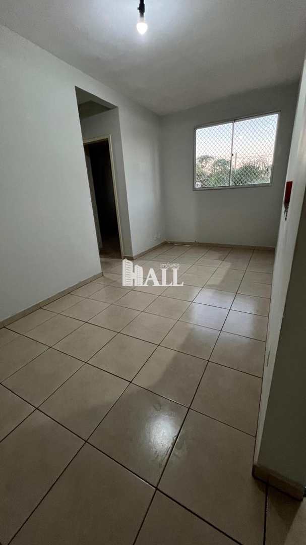 Apartamento à venda com 2 quartos, 45m² - Foto 3