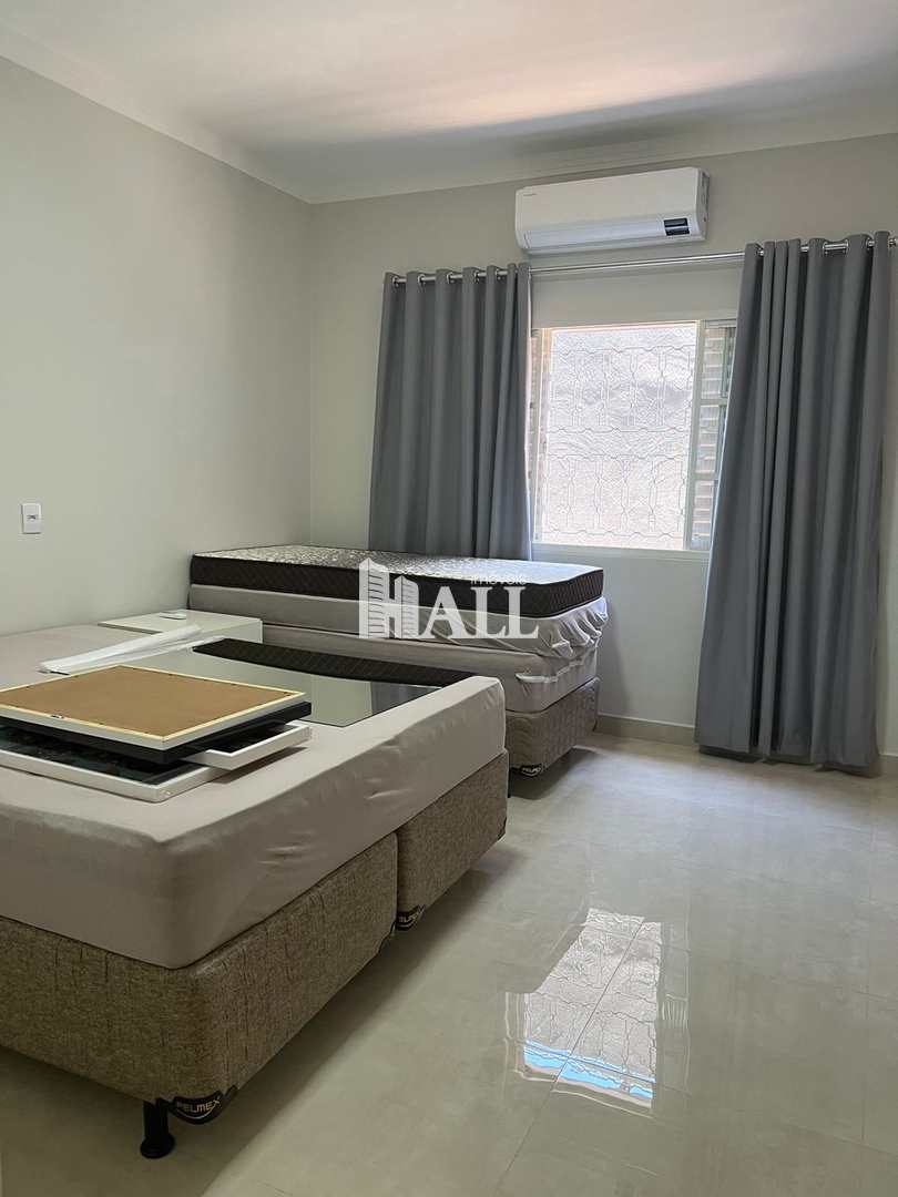 Casa à venda com 3 quartos, 300m² - Foto 17