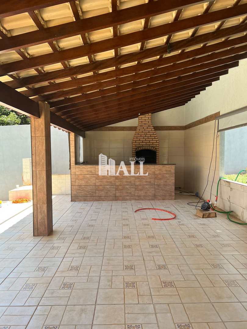 Casa à venda com 3 quartos, 300m² - Foto 28