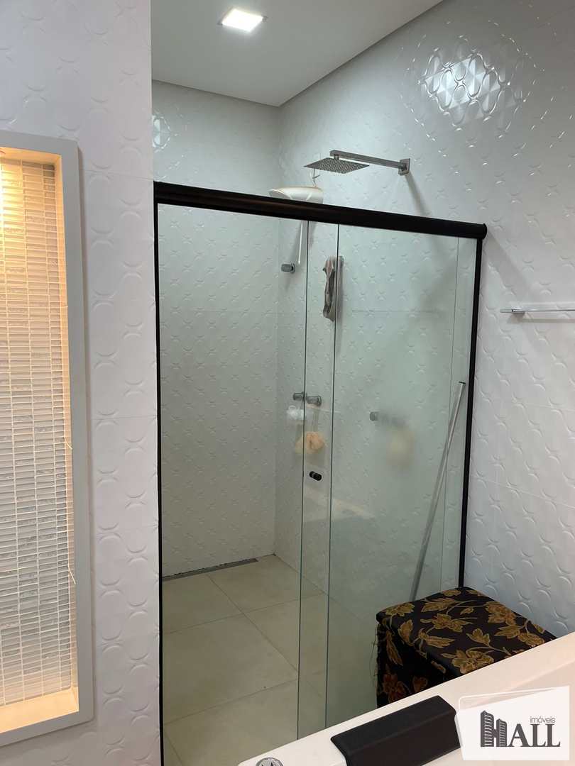 Casa de Condomínio à venda com 3 quartos, 300m² - Foto 17