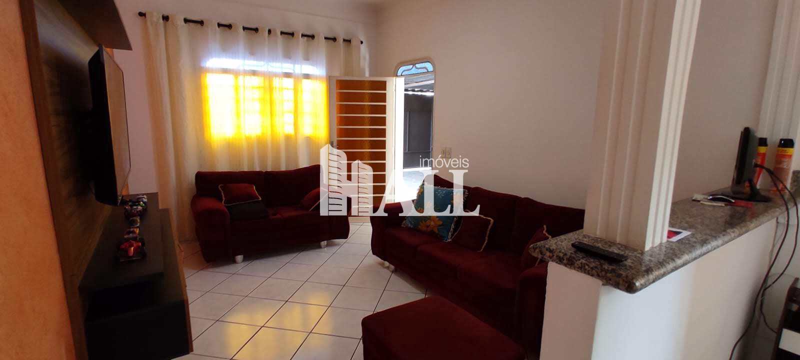 Casa à venda com 2 quartos, 160m² - Foto 1