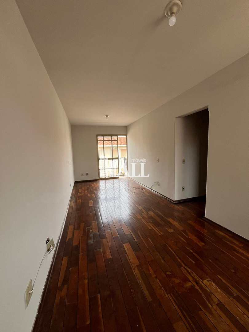 Apartamento à venda com 2 quartos, 63m² - Foto 4